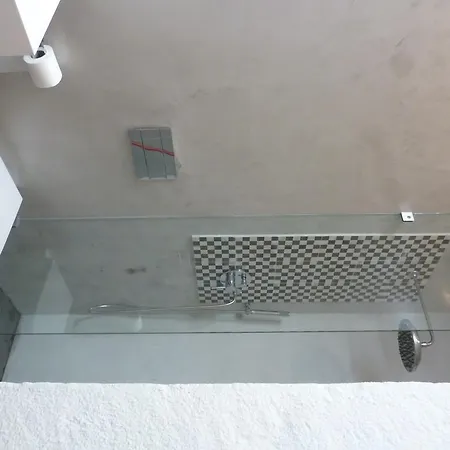 Trendy Downtown Apartment